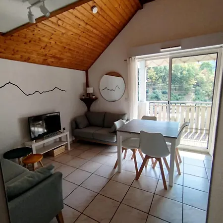 Апартаменты Alt'a Luz, Duplex 2 Etoiles, 4 Pers , Menage Inclus Люс-Сен-Совёр