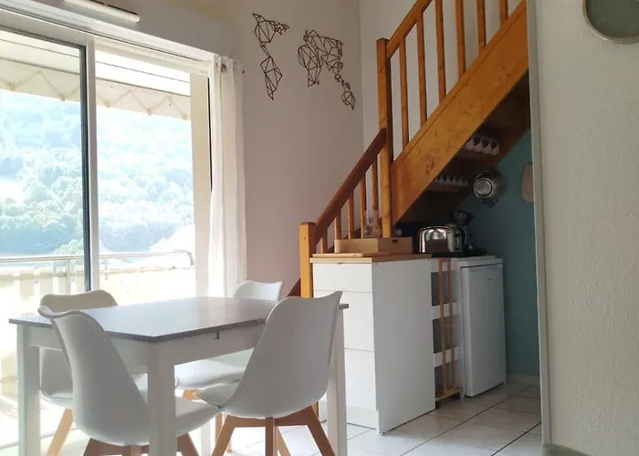 Alt'a Luz, Duplex 2 Etoiles, 4 Pers , Menage Inclus * Luz-Saint-Sauveur